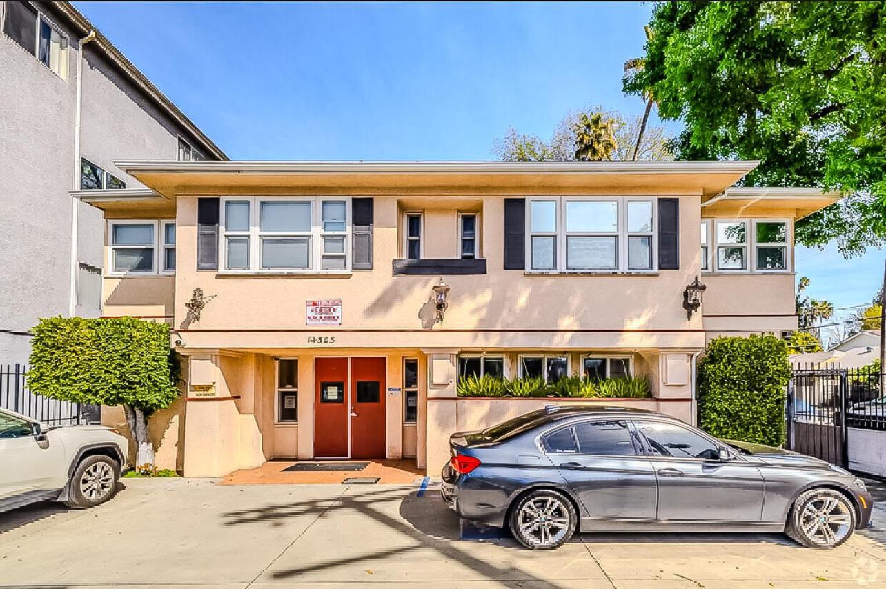 Van Nuys Homes For The Soul - Los Angeles, Los Angeles